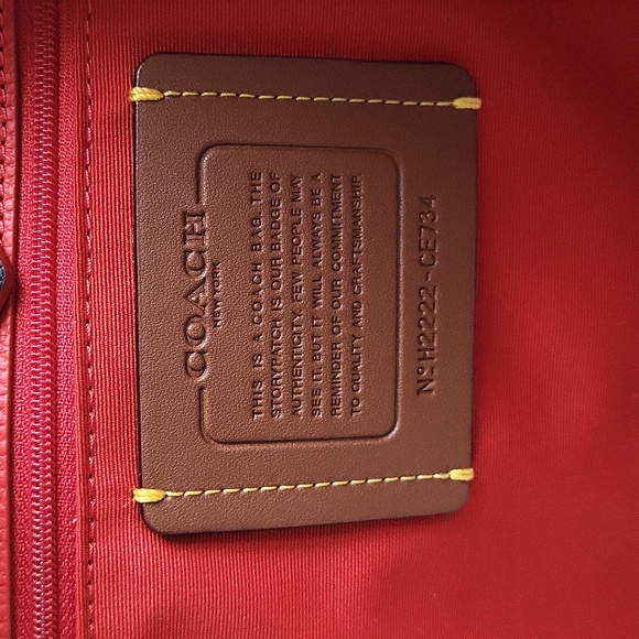 Coach White and Red Leatherware Tote - Picture 5 of 7